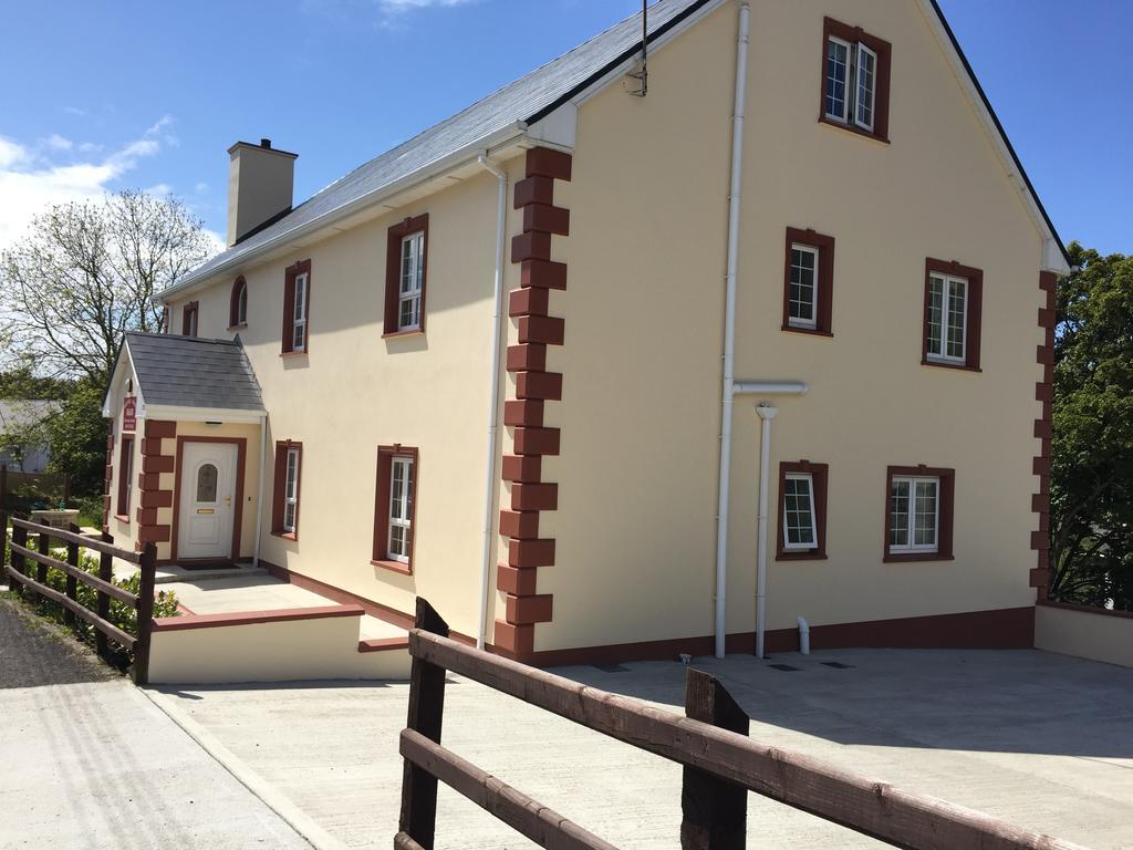Kilcar Lodge Екстер'єр фото